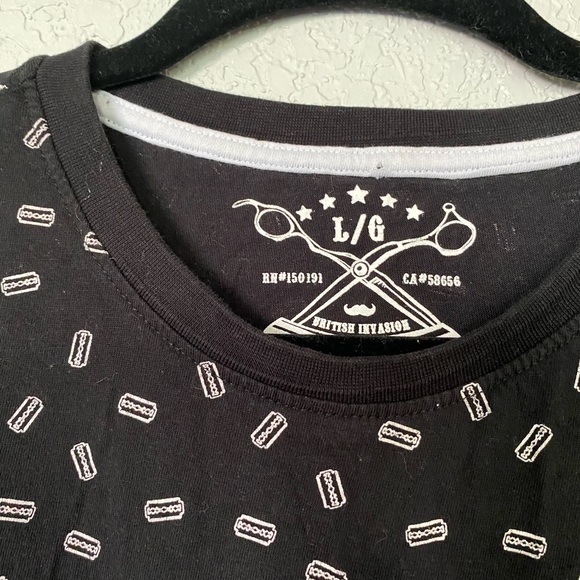 British Invasion men’s razed glad t shirt - Picture 2 of 4